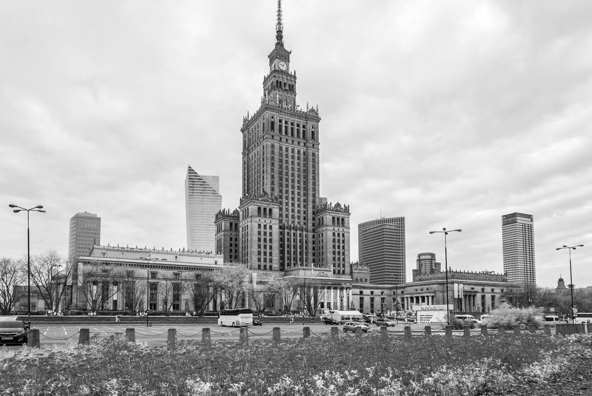 Palác kultury - pohled z ulice Marszalkowska