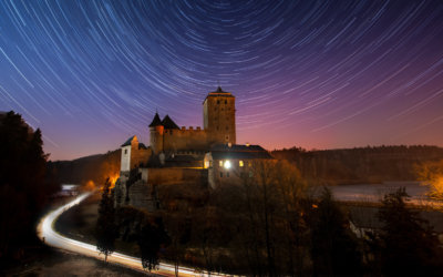 Výstava fotografií Václava Bacovského v Jičíně: noční Český ráj